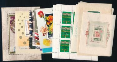 15 klf magyar blokk és kisív, közte régiek is