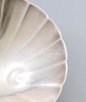 1940 Tiffany &amp; Co. art deco ezüst (Ag) legyezőalakos mogyorós tál. Sterling ezüst, formaszám...