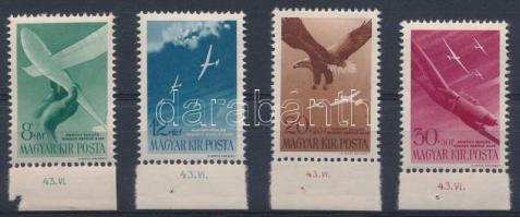 1943 Repülő alap ívszéli sor, az ívszélen nyomdai dátumjelzéssel