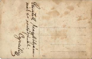 Magyar katona karddal / Hungarian soldier with a sword. photo (fl)