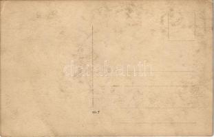 Ismeretlen település, Országos Gyermekvédő Liga felirat, 4-es számú stand. photo (EB)