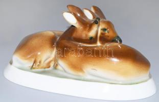 Zsolnay őzpár. Jelzett, kis kopással, 15x7 cm