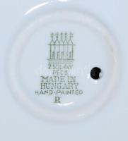 Zsolnay őzpár. Jelzett, kis kopással, 15x7 cm