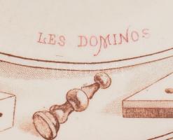cca 1889 Sarreguemines "dominózók" falitál, jelzett, mázrepedéssel, kis peremhibákkal, d: ...