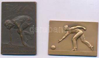 Svédország 1937. "Svéd Sportszövetség / Svéd I. osztályú Általános Sportbajnokság" egyoldalas bronz díjplakett, "C.C.SPORRONG&amp;CO. STOCKHOLM" gyártói jelzéssel- és gravírozással a hátoldalon (36x55mm) + 1941. "Bowling" egyoldalas bronz díjplakett, "ALOIS RITTER STOCKHOLM" gyártói jelzéssel- és gravírozással a hátoldalon (~35,5x50,5mm) T:AU,XF Sweden 1937. "Svenska Idrottsförbundet / Svenska Serien I Allmän Idrott" one-sided bronze award plaque with "C.C.SPORRONG&amp;CO. STOCKHOLM" maker's mark- and engraved text on the reverse (36x55mm) + 1941. "Bowling" one-sided bronze award plaque with "ALOIS RITTER STOCKHOLM" maker's mark- and engraved text on the reverse (~35,5x50,5mm) C:AU,XF