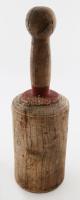 Asztalos fabunkó. cca 1900, magyar, h: 30,5 cm