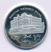 1992. 200Ft Ag "MNB" sérült kapszulában T:AU (eredetileg PP) kis felületi karc, patina
Ad...