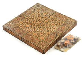 Gazdag intarziás keleti sakk és ostábla, gyöngyház részekkel, kopással, 40x40 cm