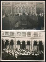 cca 1935 Csoportképek az Országházban, 2 db fotó, egyik hátoldalon feliratozva, 12×18 cm