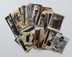 Kb. 100 db fénykép vegyes témában és méretben