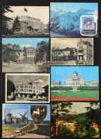 600-700 db Szovjetunió képeslap benne 50-es évek is, cipős dobozban