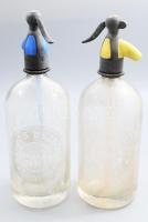 Bárdos Dezsőné Tatabánya és Fail József Alsógalla 2 darab porcelánfejű szódásüveg, egyik fejazonos, kis ütődésnyommal, m: 30-31 cm