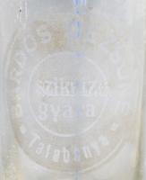 Bárdos Dezsőné Tatabánya és Fail József Alsógalla 2 darab porcelánfejű szódásüveg, egyik fejazonos, ...