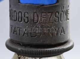 Bárdos Dezsőné Tatabánya és Fail József Alsógalla 2 darab porcelánfejű szódásüveg, egyik fejazonos, ...