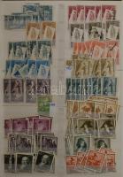 Spanyolország 1941-1990 sok példányos rendező 2 db 30 osztott lapos A4-es berakóban. Rendkívül tarta...