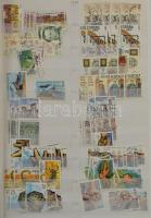 Spanyolország 1941-1990 sok példányos rendező 2 db 30 osztott lapos A4-es berakóban. Rendkívül tarta...