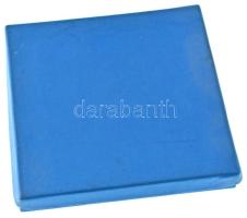 1980. "Szentendrei nyár '80" egyoldalas, öntött bronz emlékérem tokban. Szign.: "...