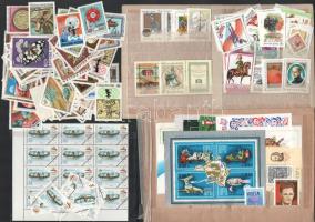 MINTA bélyegek és blokkok 2 közepes berakólapon + borítékban