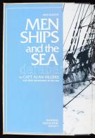 Alan Villiers: Men, Ships, and the Sea. Washington D. C., 1973, National Geographic Society, 436 p. Gazdag képanyaggal illusztrálva. Angol nyelven. Kiadói egészvászon-kötés. / In English language. Hardcover.