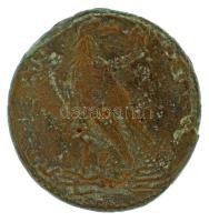 Ptolemaida Egyiptom Kr.e. 3. század k. AE38 bronz (34,78g) T:F
Ptolemaic Egypt aruond 3rd Century B...