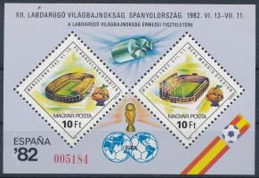 1982 Labdarúgó VB (IV.) - Spanyolország blokk hátoldalán "A MAGYAR POSTA AJÁNDÉKA" felirattal, piros sorszámmal (30.000)