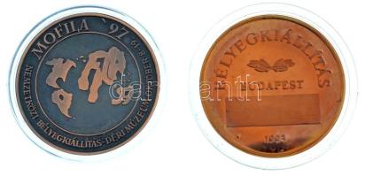 1993. Magyar Bélyeggyűjtők Országos Szövetsége "MABÉOSZ / Bélyegkiállítás - Budapest" kétoldalas bronz emlékérem kapszulában, műanyagtokban (42,5mm) 1997. "MOFILA '97 Nemzetközi Bélyegkiállítás - Déri Múzeum október 8-19." egyoldalas bronz emlékérem kapszulában, műanyag tokban (42,5mm) T:AU