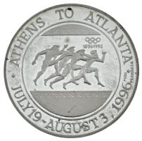 Olaszország 1996. "Világ Olimpiai- és Sport Bélyegkiállítás Centenáris Gyűjteményi Kiállítása / Athéntól Atlantáig 1996. július 19 - augusztus 3." kétoldalas, ezüstözött fém emlékérem kapszulában, eredeti dísztokban, tanúsítvánnyal. Szign.: "U. Pernazza" (40mm) T:AU, kis patina Italy 1996. "World Olympic and Sports Stamp Exhibition Centennial Collectibles Exhibition / Athens to Atlanta - July 19 - August 3. 1996." two-sided, silver-plated metal commemorative medallion in capsule, in original decorative case, with certificate. Sign.: "U. Pernazza" (40mm) C:AU, small patina