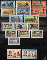 1972-1973 Sorok, blokkok, blokkból kitépett bélyegek 8 db berakólapon (ca. 20.000)