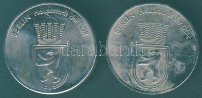 NDK DN "Berlin- Városháza" + "Berlin - Palota" 2 klf ffém emlékérem T:BU