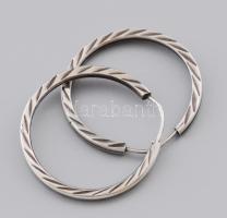 Ezüst(Ag) bordázott creole fülbevalópár, jelzett, d: 3 cm, nettó: 3,3 g