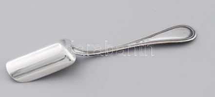 Ezüst(Ag) fűszerkanál, jelzett, h: 11,3 cm, nettó: 13,8 g
