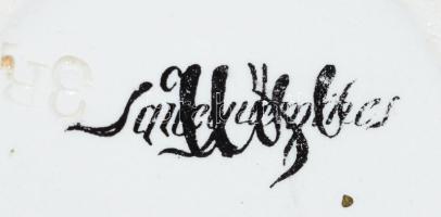 Sarreguemines kancsó, jelzett, repedésvonallal, m: 15 cm