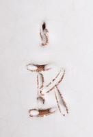 Kovács Éva (1938-): Anya gyermekével. Jelzett, mázsérüléssel, m: 35 cm