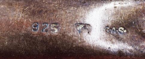 Ezüst (Ag) tűtartó, fedele súlyozott, jelzett, h: 8 cm, bruttó 9,9g