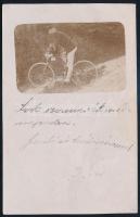 1904 Katona 5432-es számú kerékpáron, fotó postán elküldve, 14×9 cm