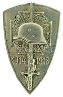 1930 k. "Országos Frontharcos Szövetség" ezüstözött bronz gomblyukjelvény, hátoldalon "BERÁN N. BPEST DÖBRENTEI U. 2." gyártói jelzésben fordított N betűkkel (17x26mm) T:AU Hungary around 1930. "Hungarian Front Fighters Association" enamelled buttonhole badge with "BERÁN N. BPEST DÖBRENTEI U. 2." maker's mark, reversed N in the maker's mark (17x26mm) C:AU