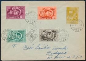1950 30f díjjegyes boríték 4 db Ötéves terv bélyeggel kiegészítve helyi levélként, első napi bélyegzéssel / Local FDC