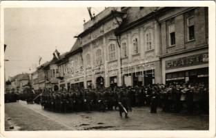 1938 Rimaszombat, Rimavská Sobota; bevonulás / entry of the Hungarian troops. photo (EK)