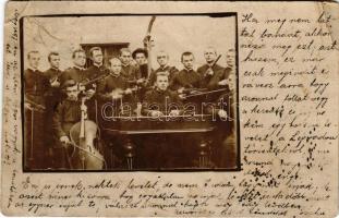 1904 Zenekari csoportkép / music band, musicians. photo (EB)