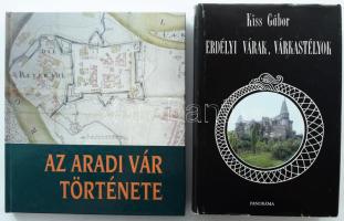 2 db várakkal kapcsolatos könyv: Kiss Gábor: Erdélyi várak, várkastélyok. Bp., 1987, Panoráma. Kiadói egészvászon-kötés, kiadói kopott papír védőborítóval. + Benkő Elek et al.: Az aradi vár története. Bp., 1998, Zrínyi Kiadó. Kiadói kartonált papírkötés, tulajdonosi névbélyegzővel.