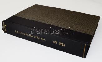 Forster-Platnick: A Review of the Archeid Spiders and Their Relatives, with Notes on the Limits of the Superfamily Palpimanoidea (Arachnida, Araneae). 1984, American Museum of Natural History. Félvászon kötés, kopottas állapotban.