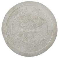 1978. 200Ft "Az első magyar aranypénz verésének emlékére" meg nem valósult érmetervezet gipsz hátlapi POZITÍV nagyminta (160mm) T:AU,XF ph. Hungary 1978. 200 Forint "Az első magyar aranypénz verésének emlékére (In memory of the minting of the first Hungarian gold coin)" unrealized coin's plan reverse POSITIVE large plaster sample (160mm) C:AU,XF edge error Adamovszky katalógusban nem szerepel / Not listed in Adamovszky's catalogue