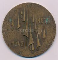 1970. "Telefongyár 1970 április 4. / 1945 - 1970" kétoldalas bronz emlék (70mm) T:AU patina