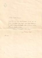 [Kézirat] Harsányi Zsolt (1887-1943) író, újságíró, színházigazgató autográf válaszlevele Závory Aranka úrhölgynek, a szerző által megcímzett borítékban. (1939). Kelt: (Kékestető), 1939. II. 8. Egy levél, nyolc beírt sor. Mérete: 215x155 mm. Szövege: "Mélyen tisztelt Asszonyom, nagyon köszönöm szíves figyelmeztetését. Az idén már más témára szerződtem le úgy magyar, mint német kiadómmal, de levelét mindenesetre eltettem abba a fiókomba, amelyre állandóan figyelni szoktam. Hálásan és tisztelettel csókolja kezeit: Harsányi Zsolt. 39. II. 8." Harsányi Zsolt (1887-1943), a két világháború közti történelmi regényírás ismert mestere, közíró, a Vígszínház újdonsült igazgatója író e levelében Závory Aranka gimnáziumi pedagógus felvetésére válaszol. Levélpapírja bal felső sarkában a sárospataki és kisharsányi Harsányi-család vaknyomású címere. Válaszlevelét az író feltételezhetően mátrai vakációja, téli szabadsága idején fogalmazta meg, az író által megcímzett borítékon Kékestetőn kelt postai bélyegzés, postabélyeg, alatta saját kezű címzés: "Őnagysága Závory Aranka úrhölgy. Debrecen, Péterfia u. 31." Tökéletes állapotú levél, hajtogatva, jó állapotú borítékban.