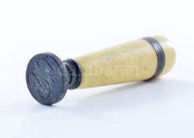 Régi monogramos pecsételő, h: 6 cm