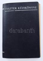 Tisztek kézikönyve. Segédkönyv a hivatásos és tartalékos tisztek, valamint tisztjelöltek számára. Bp., 1970, Zrínyi. Második, javított kiadás. Kiadói papírkötés, kiadói nyl védőborítóban, melléklettel.