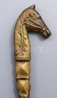 Plasztikus lófej mintás bronz cipőkannál, h: 27 cm