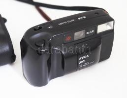 Vegyes fényképezők, digitális és filmes, nem kipróbáltak. két darab Panasonic DMC-LS80 és egy FUDA 3...