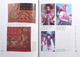 Granasztói Péter (szerk.): Pamutkendő, vasfazék, fajansztányér. Bp., 2018, Néprajzi Múzeum. Kiadói p...