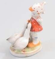 Kislány libákkal. Jelzett, hibátlan, m: 10,5 cm